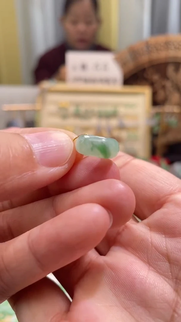 颈饰未镶嵌翡翠路路通