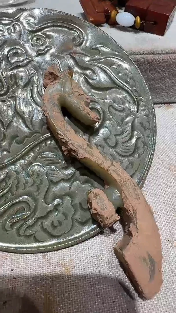 未镶嵌和田玉挂件和田玉挂件