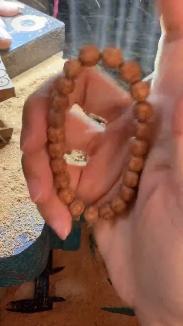 檀香木手串/手链0.8六字真言单圈