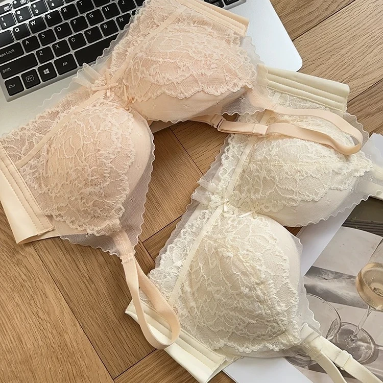 女士内衣蕾丝舒适性感夏季聚拢小胸调整型上托