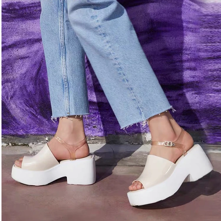 品牌清仓女鞋增高厚鞋软底透气拖鞋【偏小建议往大一码拍】