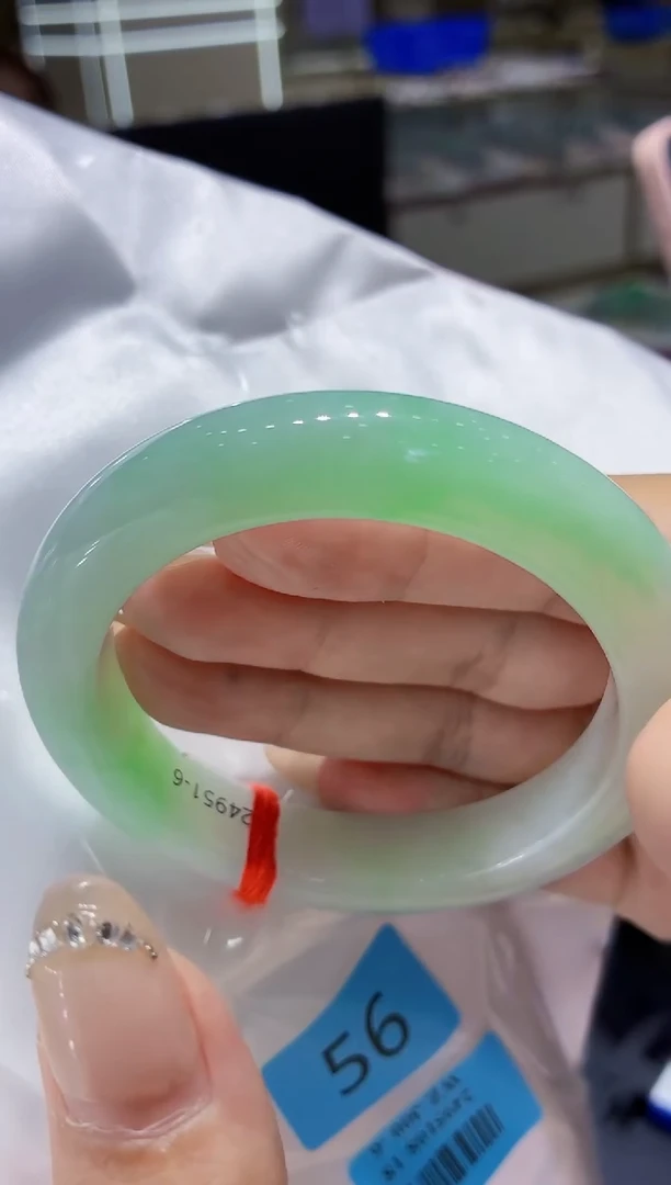 未镶嵌手镯翡翠翡翠手镯56