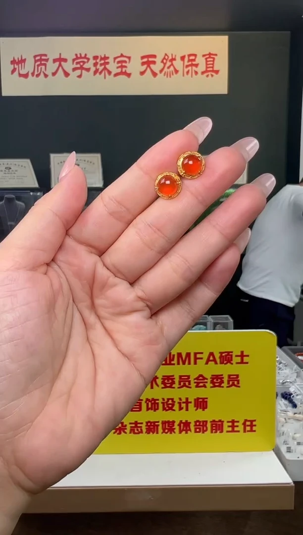银S925镶嵌南红玛瑙耳饰精品保山冰红耳钉S925银
