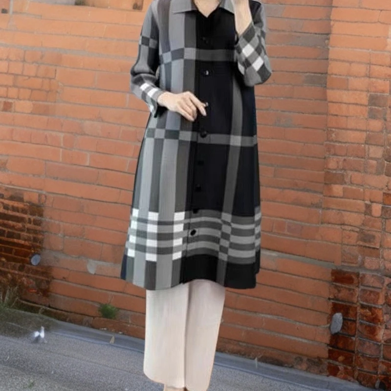 V022-2025新款三宅印花褶皱条纹显瘦时尚连衣外衫