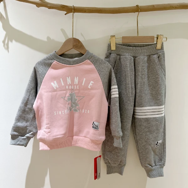 【俐32】儿童迪家插肩拼色加绒休闲套装-6