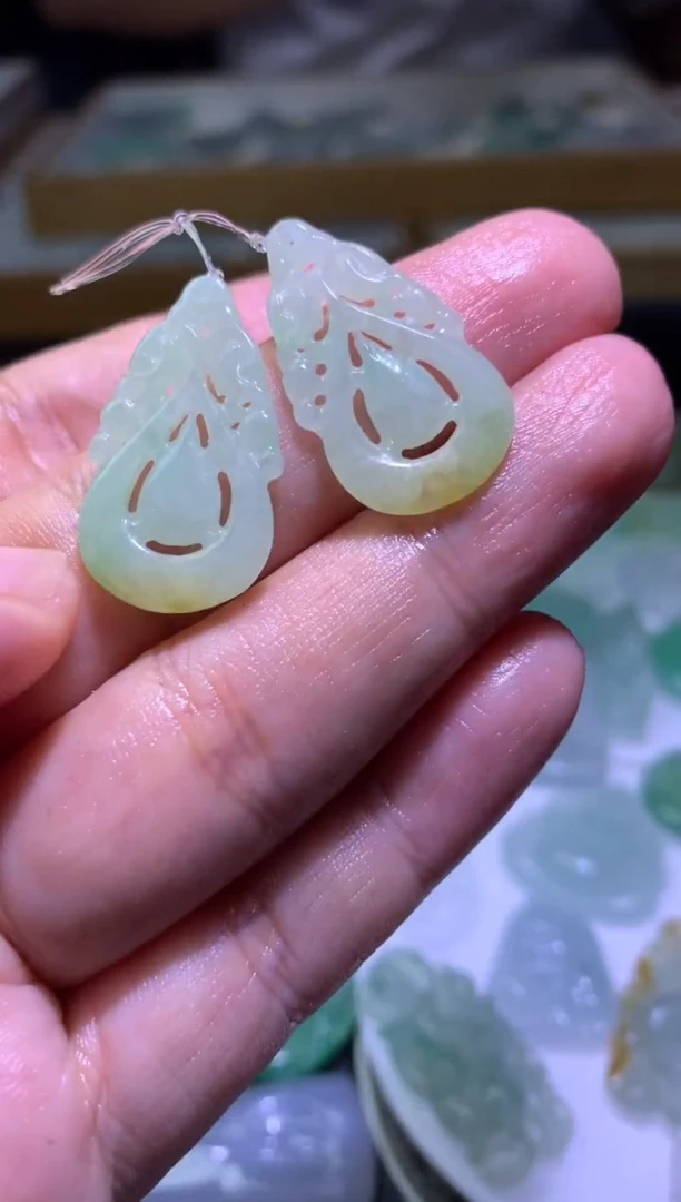 定制翡翠未镶嵌毛货