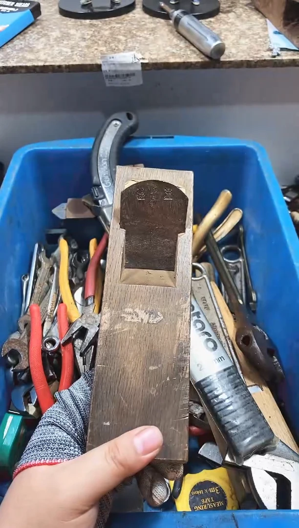 青****工麻嘎子工具闪购链接一物一拍