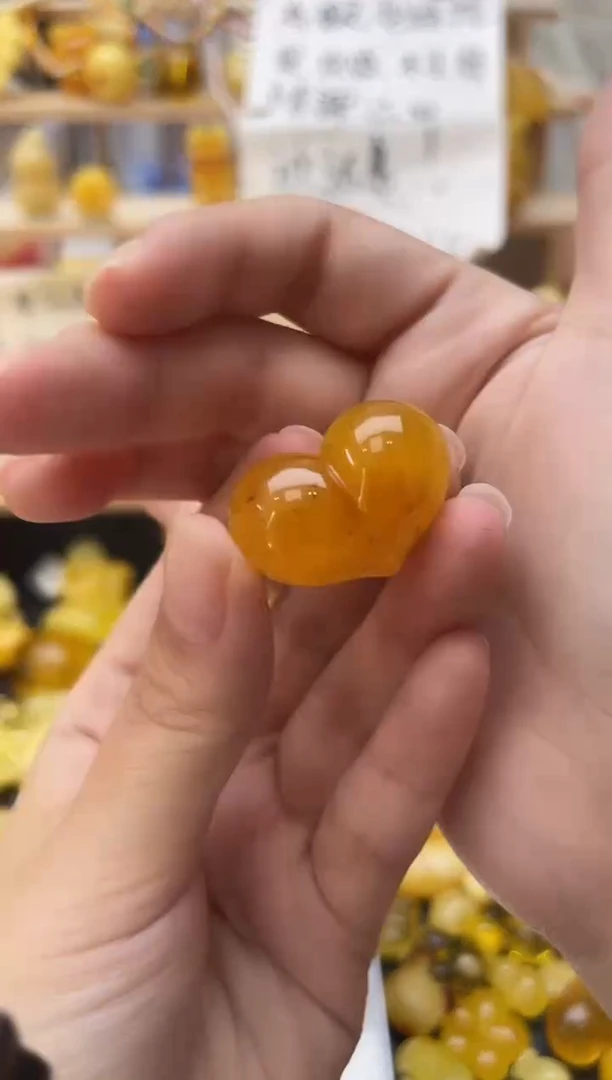 琥珀未镶嵌珠宝奇石118琥珀蜜蜡微瑕