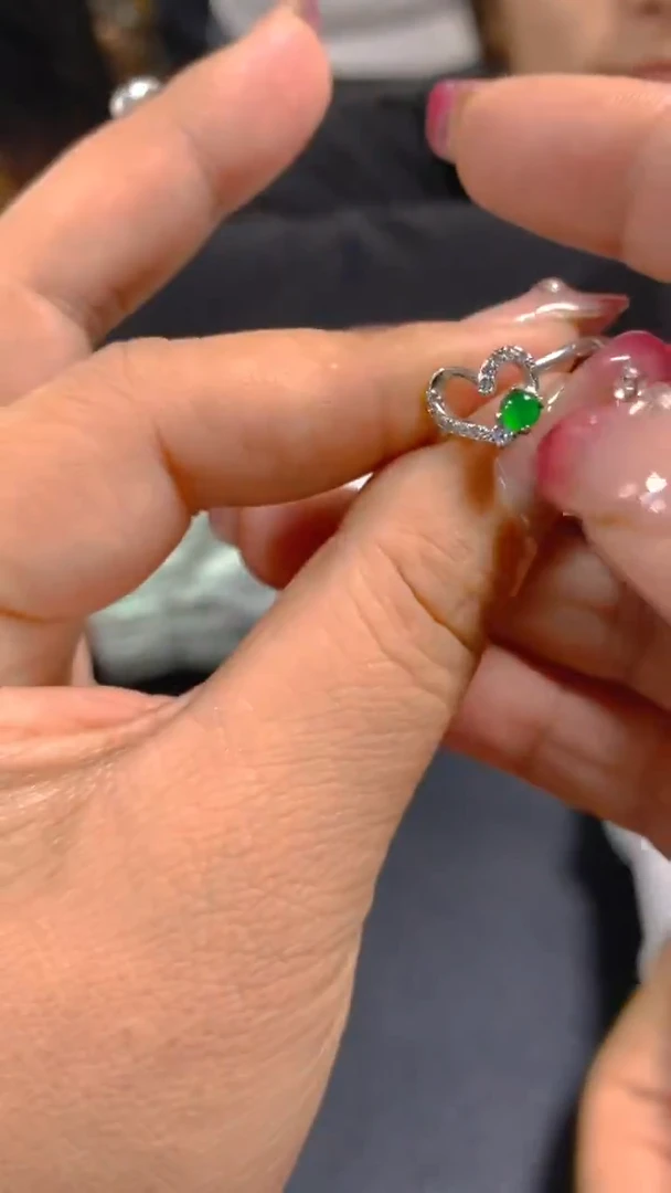 【闪购商品】翡翠戒指未镶嵌0296735993多样性发其一