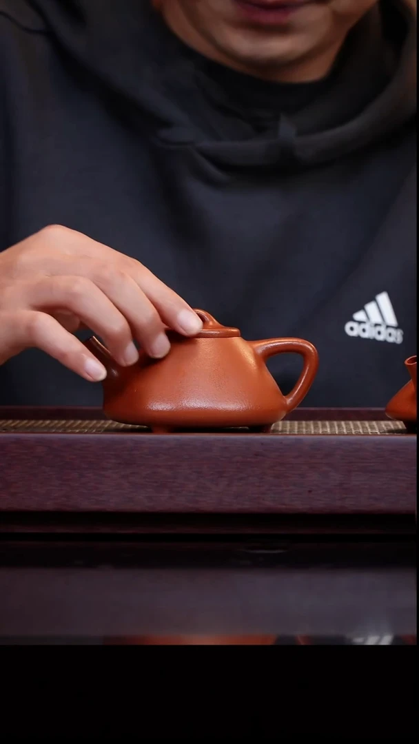 茶壶紫砂黄龙山红泥全手子冶180cc