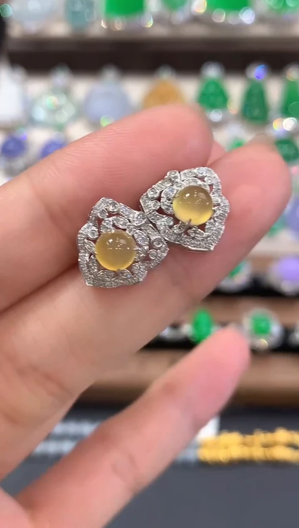 18K金镶嵌翡翠耳饰q46