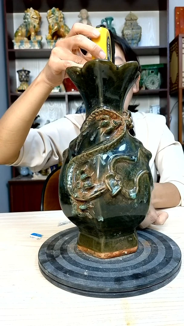 经典精美复古风格瓷器