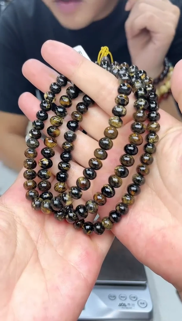 裸石琥珀未镶嵌抚顺琥珀8+黑花多样性发其一