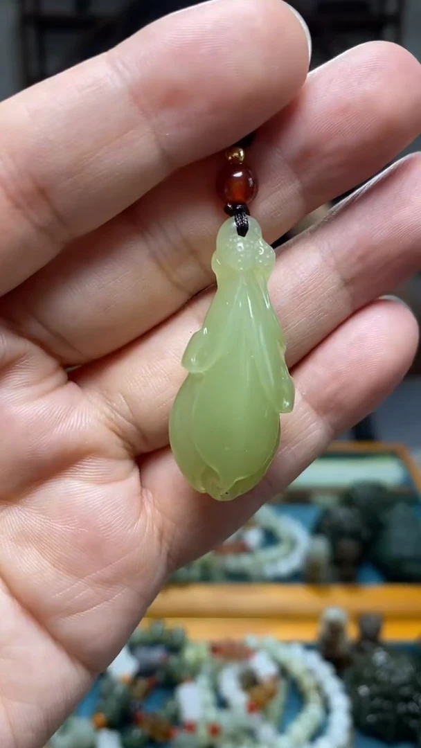 和田玉未镶嵌颈饰30