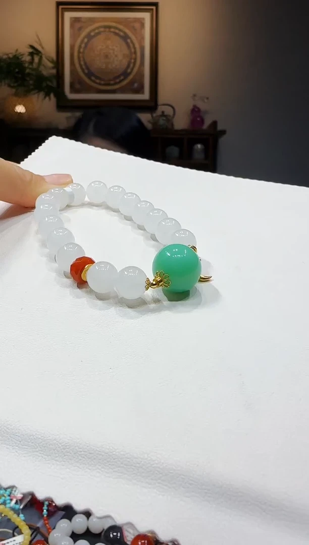 未镶嵌手链石英质玉手链