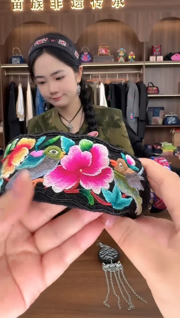 刺绣扶光苗绣传承L55