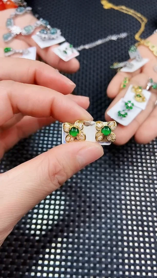 【闪购商品】翡翠耳饰未镶嵌111111111