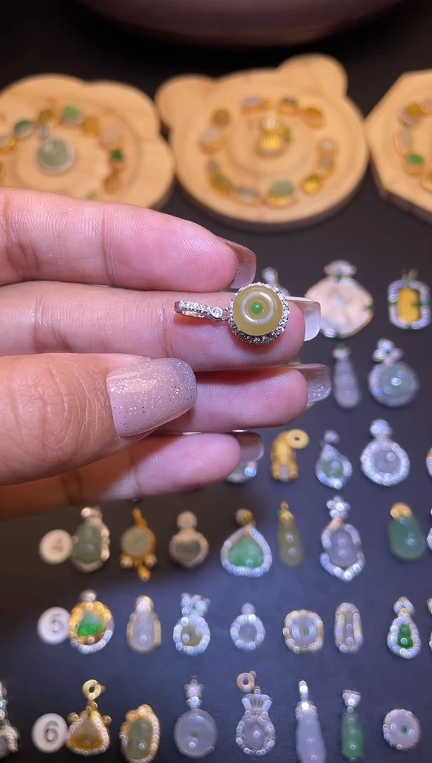 吊坠(不含链)银S925镶嵌翡翠1