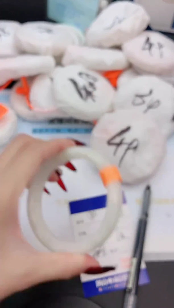 未镶嵌手镯和田玉4G21-62