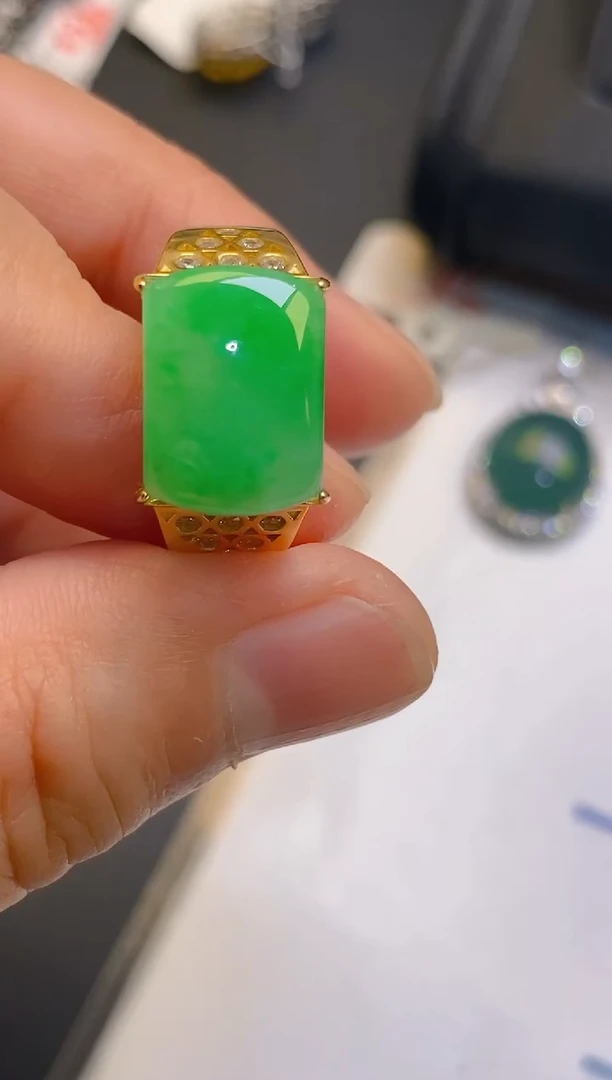 【闪购商品】翡翠耳饰银S925镶嵌天然A货翡翠1