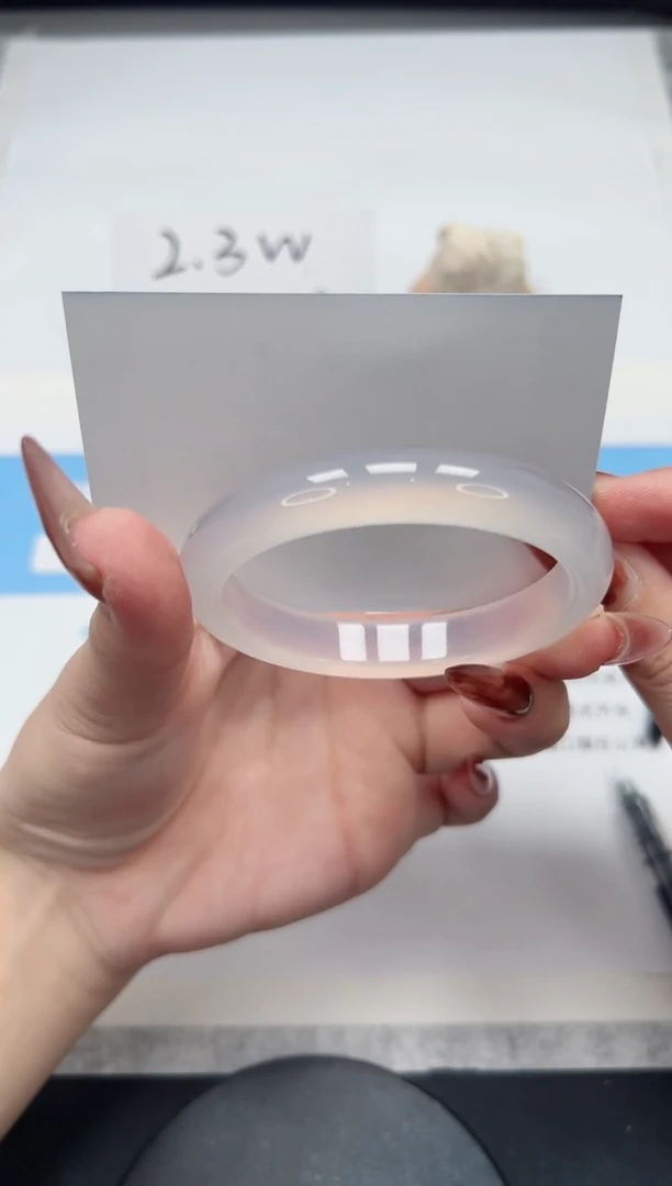 【闪购商品】玛瑙/玉髓手镯未镶嵌77/54.8荔枝