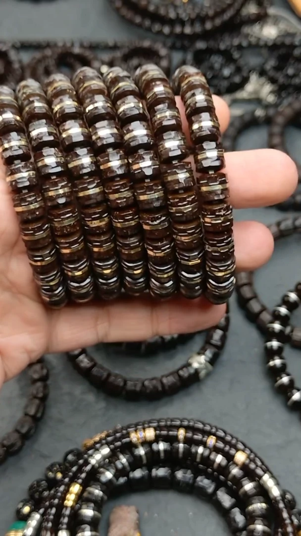 【闪购商品】椰蒂吊坠9*8砥砺合金铜手串