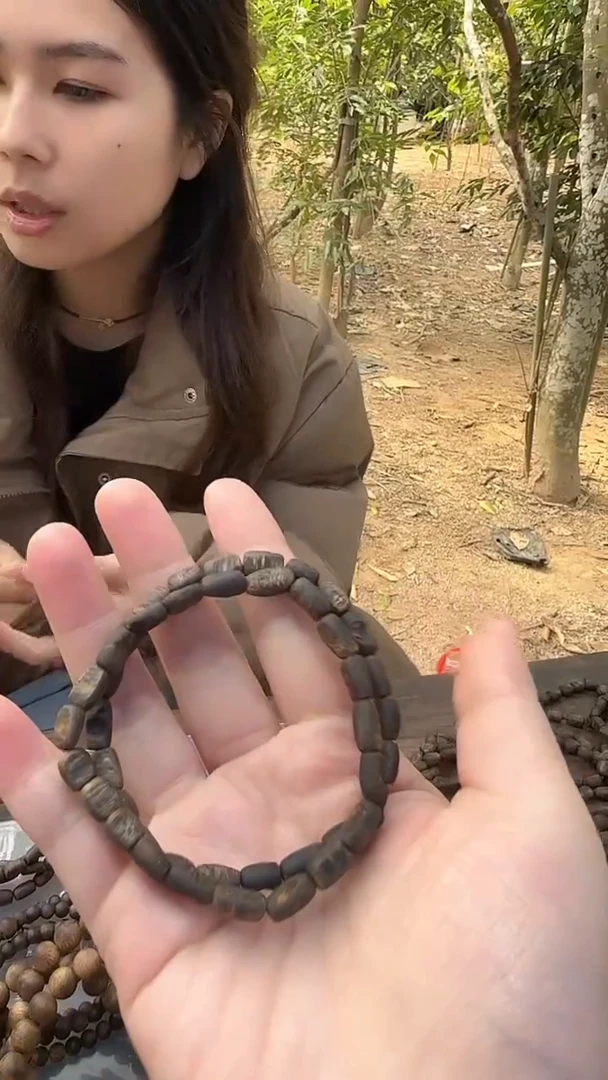 【闪购商品】沉香手串奇楠 单圈留疤沉水4克+  多样性发一