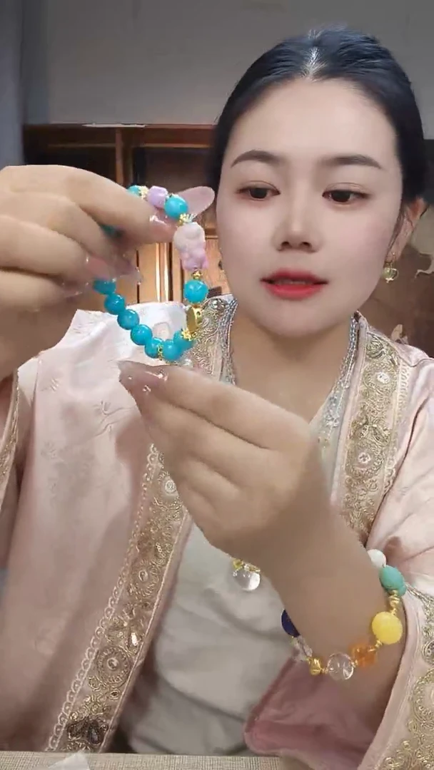 无非金属卡西百露穿搭饰品