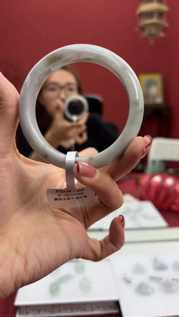 【闪购商品】翡翠手镯未镶嵌8手镯