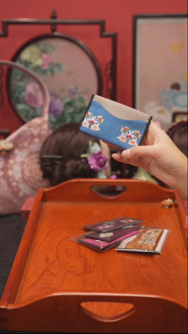 刺绣J****n非遗绒花手工饰品