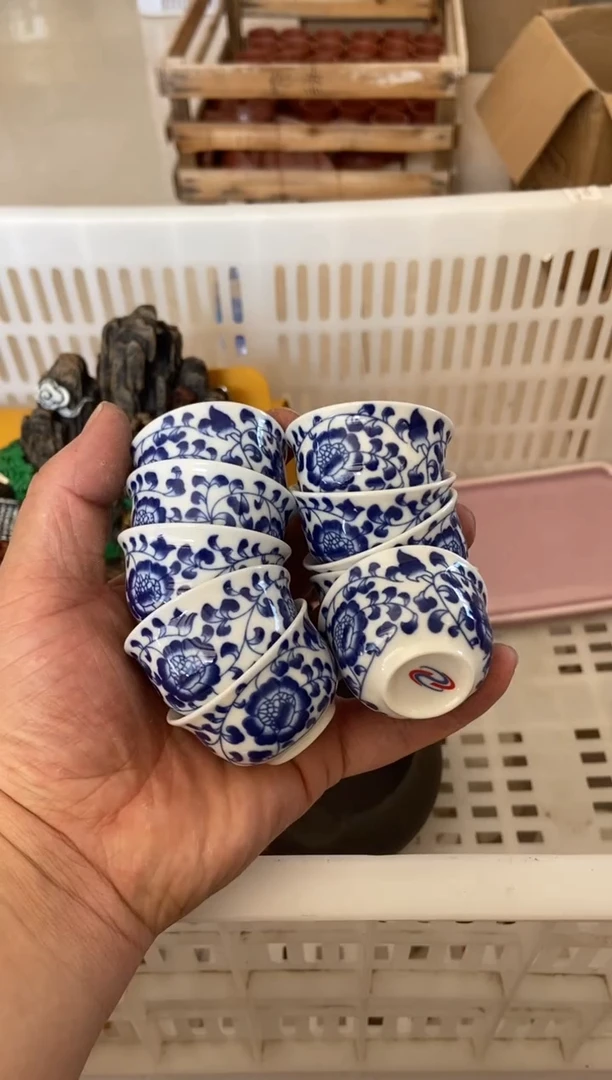 无运费险有瑕疵的摄影的产品有使用过的痕迹有点脏介意勿拍