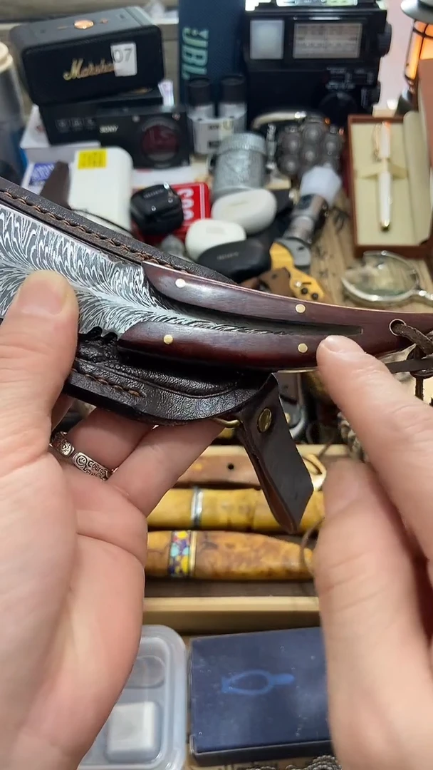 瓷片闪购商品 如图所示