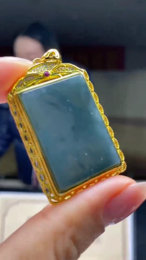 颈饰未镶嵌翡翠********3