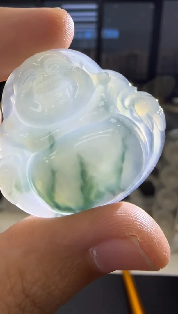 翡翠未镶嵌颈饰天然翡翠A货孤品一件