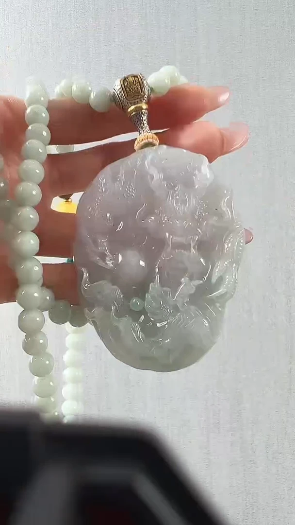 颈饰未镶嵌翡翠龙