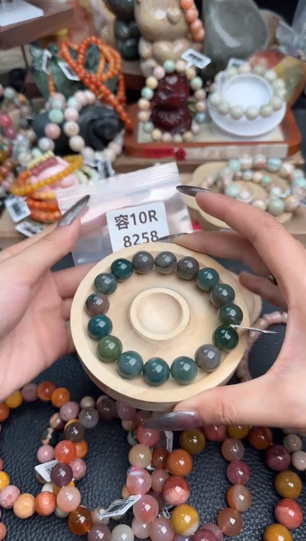 【闪购商品】石英质玉手链未镶嵌10R8258