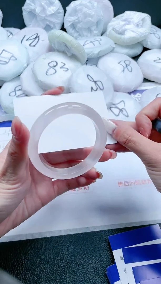 【闪购商品】石英质玉手镯未镶嵌 冰裸粉手镯-53