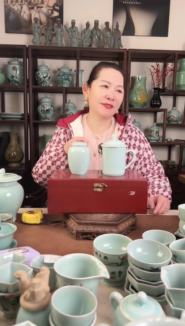 粉青 梅纽杯+茶叶罐L