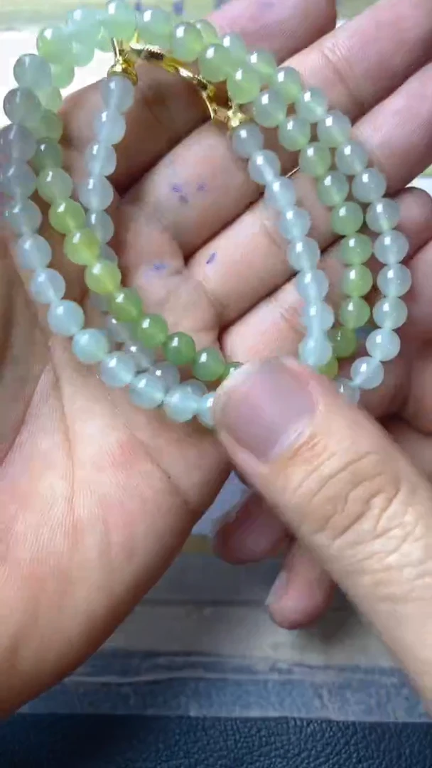 颈饰未镶嵌翡翠天然翡翠