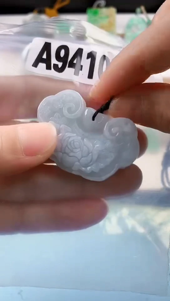 翡翠未镶嵌颈饰天然翡翠吊坠挂件