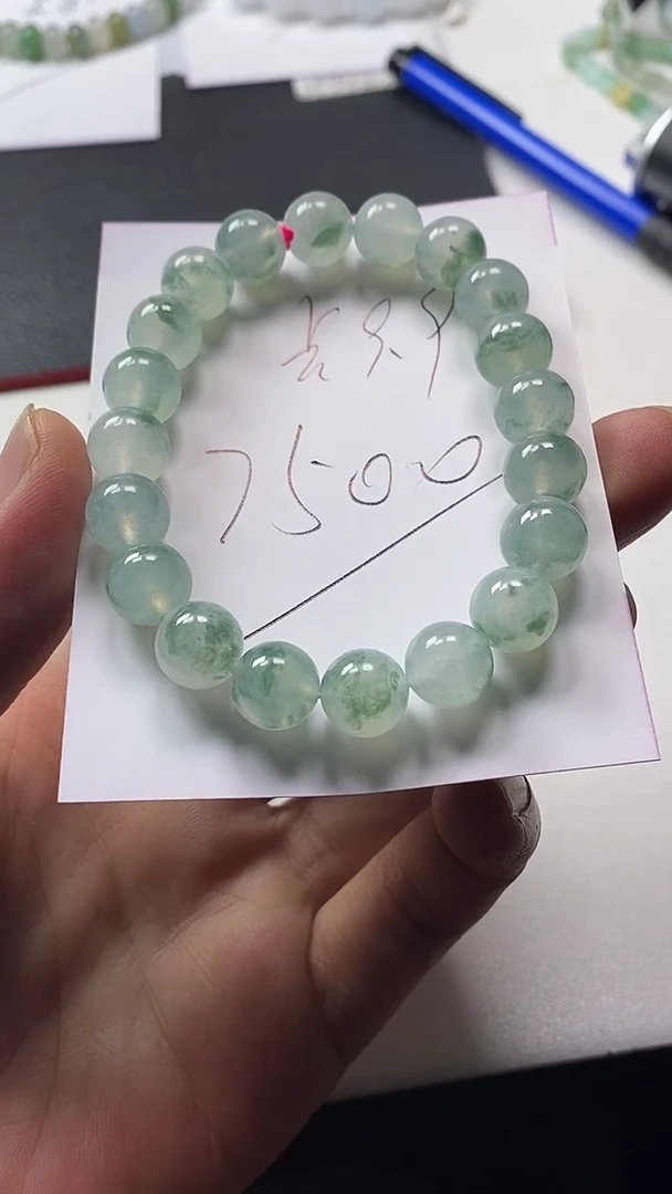未镶嵌定制翡翠手串