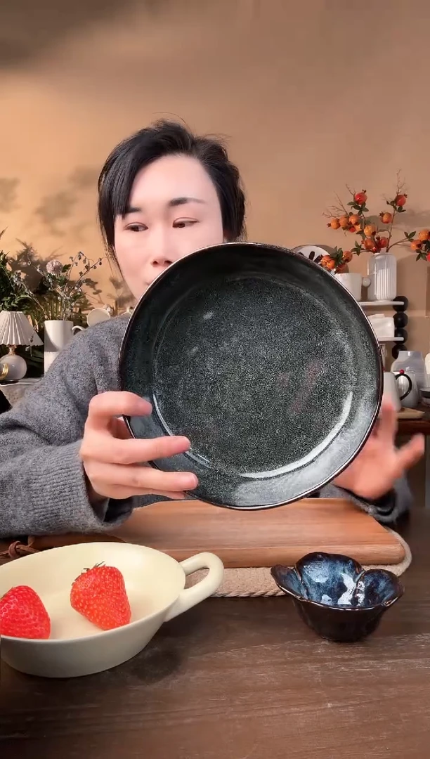 【闪购商品】瓷片7.8英寸异形窑变碗微瑕