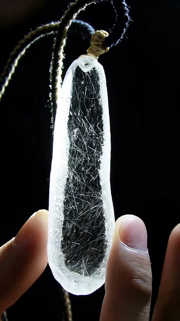 吊坠(赠链)未镶嵌水晶水晶