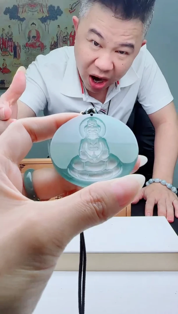 颈饰未镶嵌翡翠多样性发其一