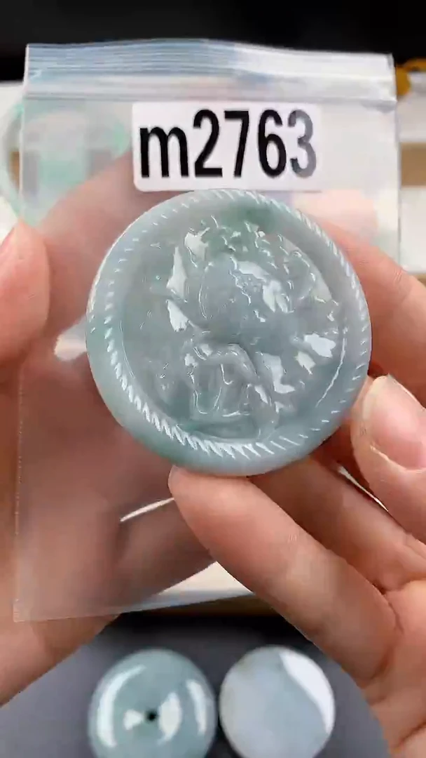 颈饰未镶嵌翡翠天然翡翠吊坠挂件