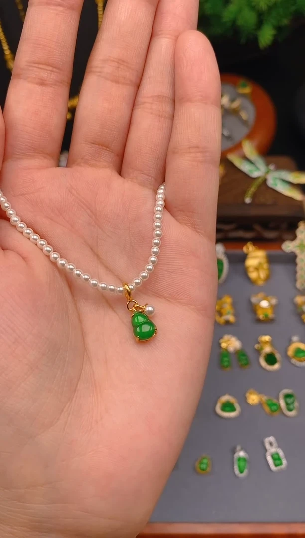 【闪购商品】翡翠吊坠(不含链)银S925镶嵌葫芦万能扣