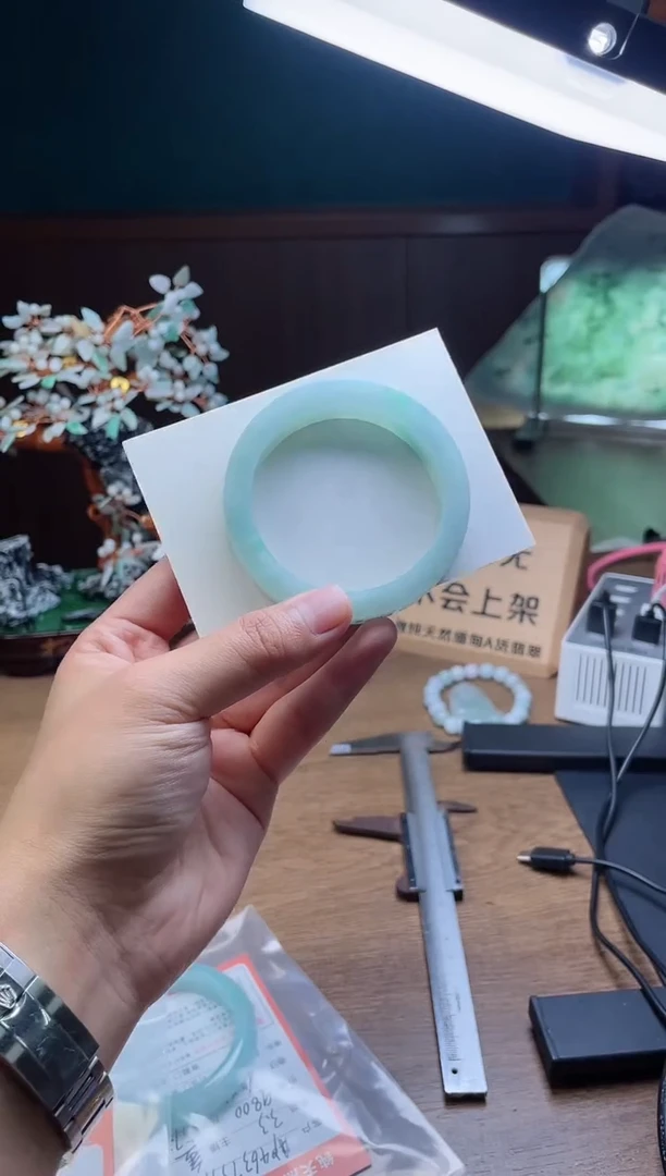 【闪购商品】定制翡翠手镯未镶嵌定制