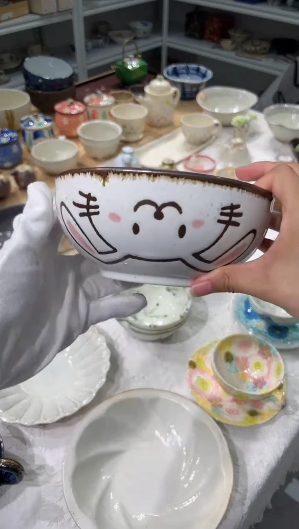 瓷片粉色兔兔面碗福利