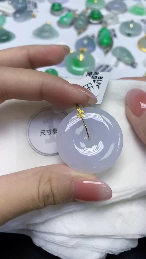 颈饰18K金镶嵌翡翠天然缅甸翡翠A货多样性发一件