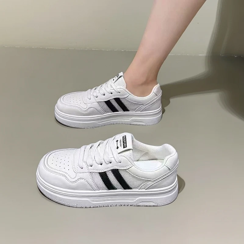 板鞋夏季休闲透气厚底休闲板鞋女鞋小众鞋子ins网面学生运动鞋